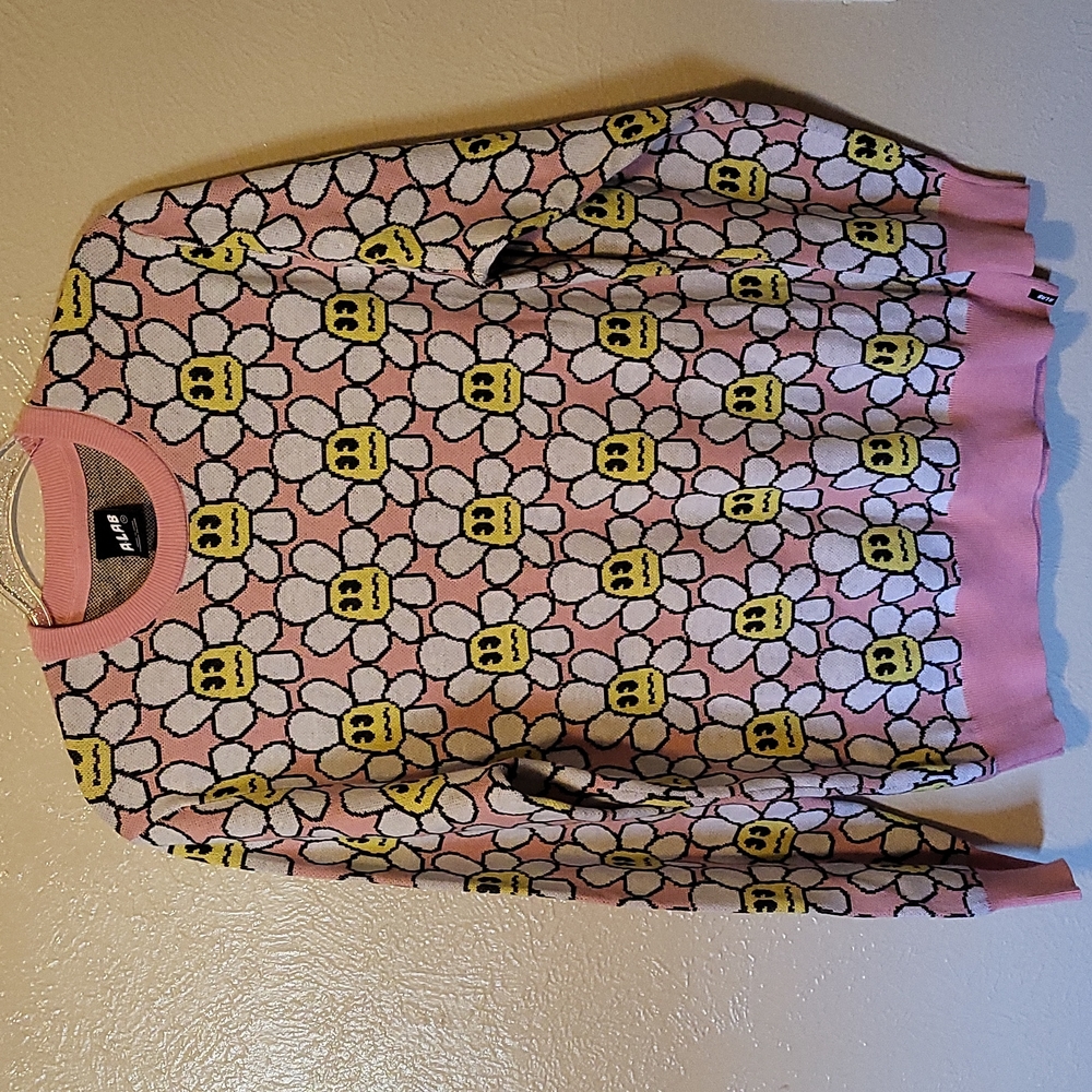 Pink multi sad daisy sweater super comfy and fun mens M